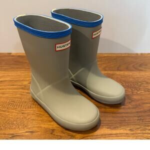 Hunter Kids First Classic Rain Boots Gray Size 10 NWOB Waterproof Wellies
